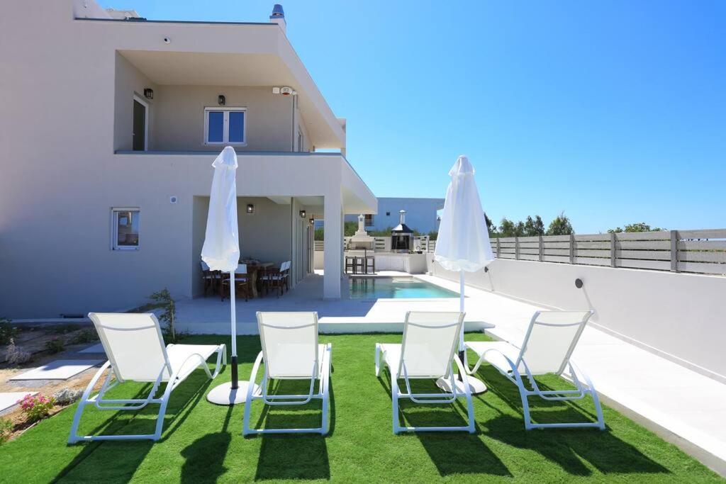 Villa Constantino With Heated Pool Kato Gouves 외부 사진
